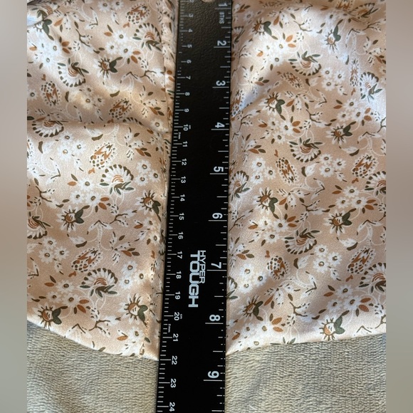 Molly Green Tiny Floral Cropped Top Blue White Silky Satin Look  Cottage Core M - Picture 8 of 8